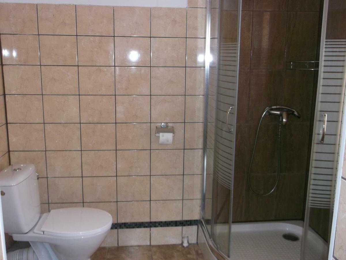 Gosciniec Iwona Hotel Glucholazy Kültér fotó